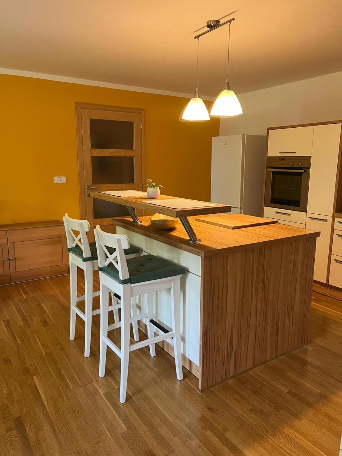 Apartman Pod Klasterem ルンブルク エクステリア 写真