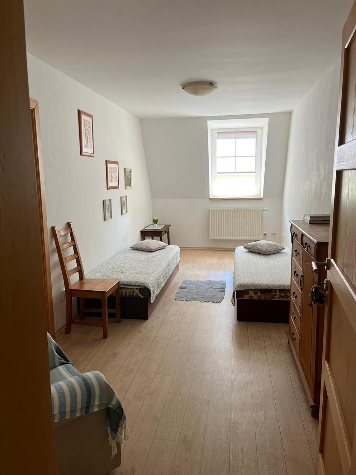Apartman Pod Klasterem ルンブルク エクステリア 写真