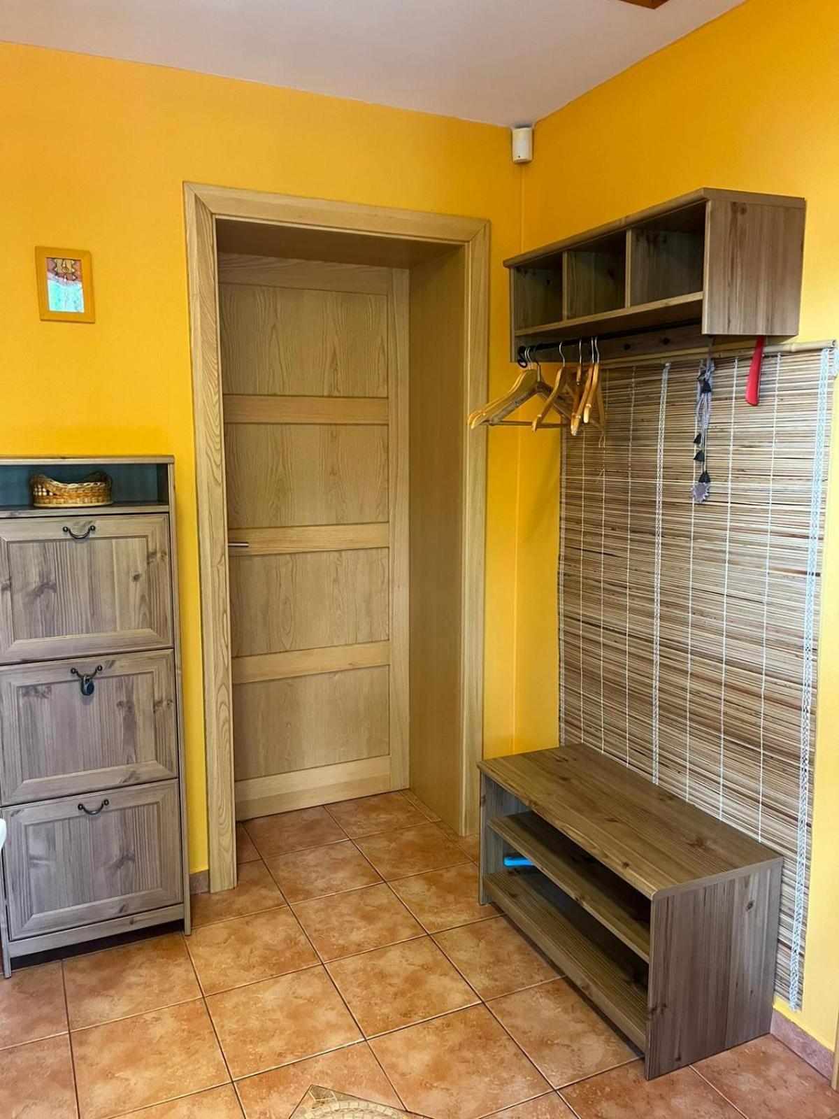Apartman Pod Klasterem ルンブルク エクステリア 写真