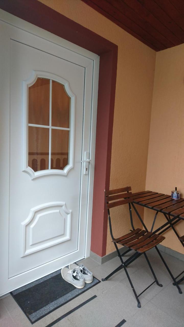 Apartman Pod Klasterem ルンブルク エクステリア 写真